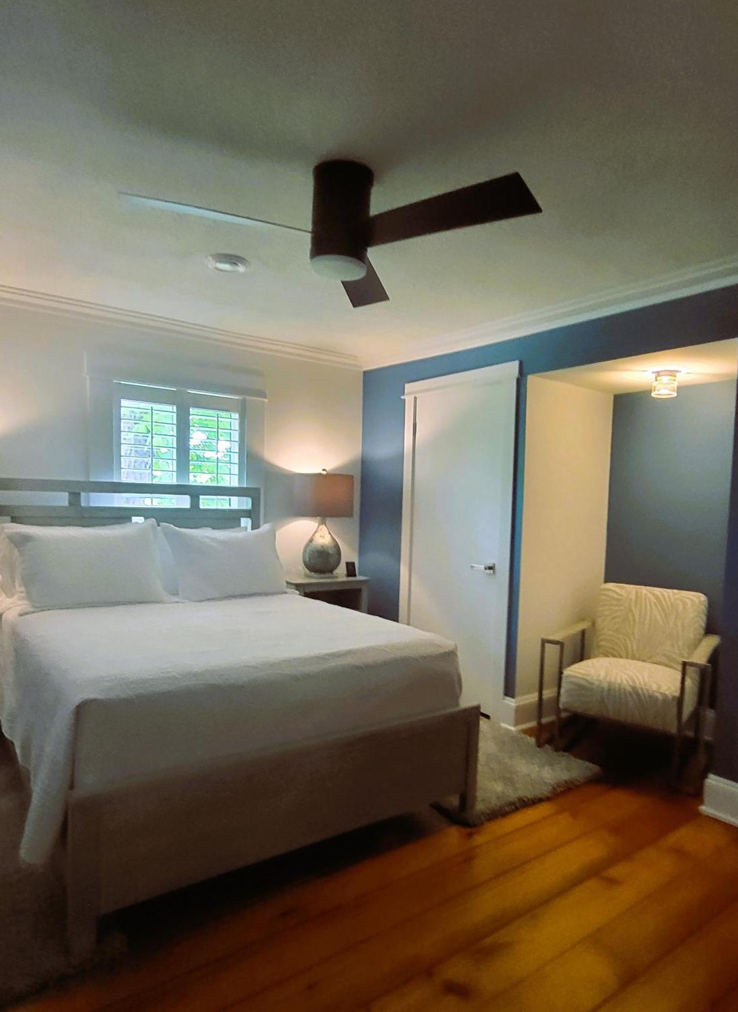 The Royal Manor Inn 滨湖尼亚加拉 外观 照片